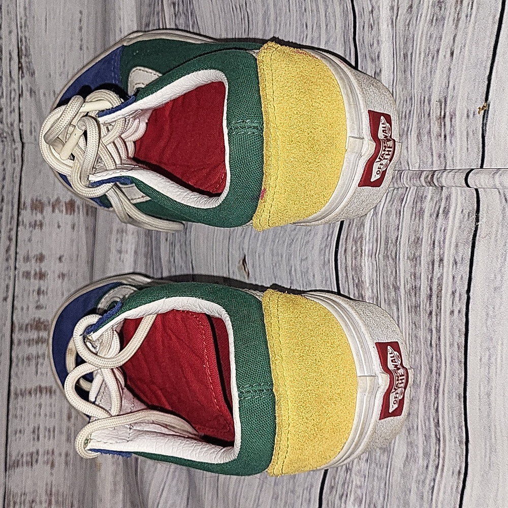 Vans - Picture 5 of 6